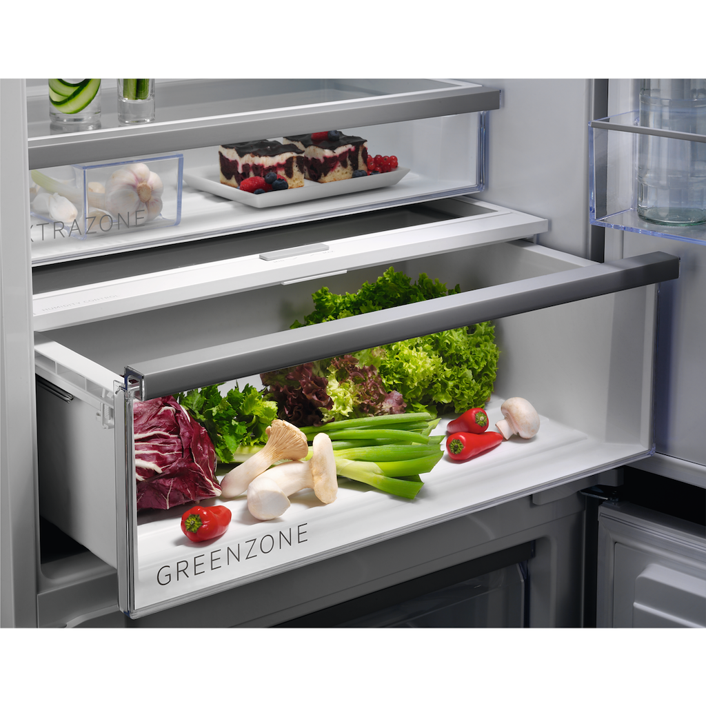 AEG NSC7G752ES Built-In Fridge Freezer